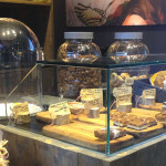 glazen toogmeubel patisserie