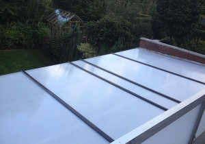 koepel met polycarbonaatplaten