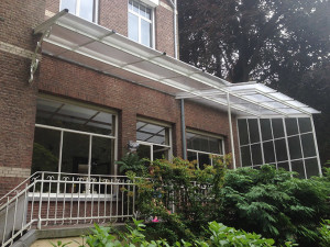 polycarbonaatplaten in koepel terras